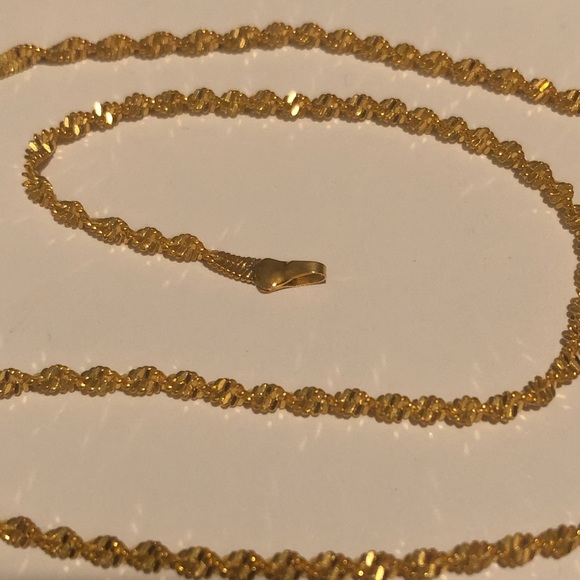 9k Gold Filled Solid Wave Necklace - Picture 4 of 8